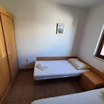Apartments And Room Novokmet Apartment *