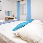 Apartments And Room Novokmet Rogoznica (Sibenik-Knin)