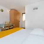 And Novokmet * Rogoznica (Sibenik-Knin)