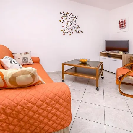 Viktor * Rogoznica (Sibenik-Knin)