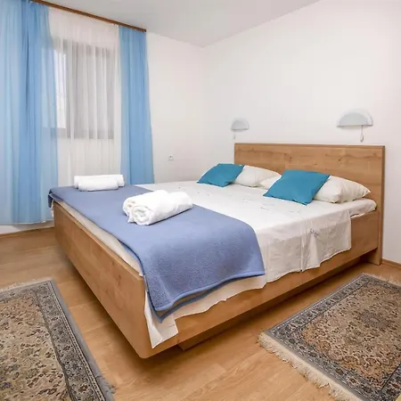 Apartment Viktor *
