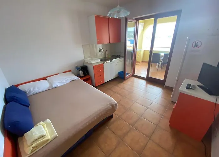 Apartments And Room Novokmet Lejlighed Rogoznica (Sibenik-Knin)