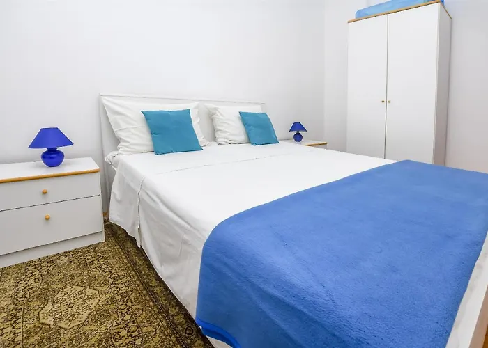 Apartments&Room Novokmet Rogoznica (Sibenik-Knin)