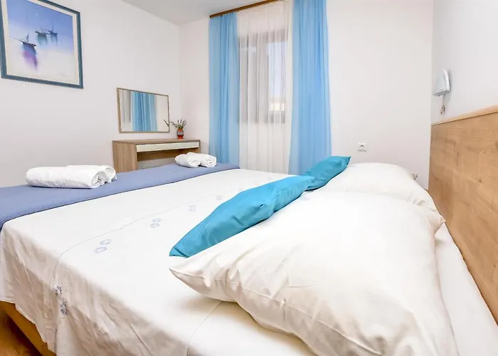 Apartments&Room Novokmet Rogoznica (Sibenik-Knin)