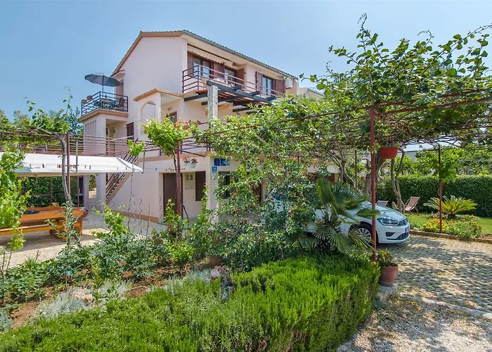 Apartment Apartments And Room Novokmet Rogoznica (Sibenik-Knin)